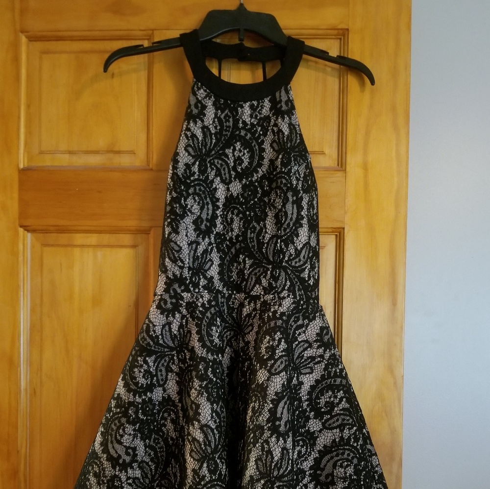 Windsor Dress Black/Tan size Medium